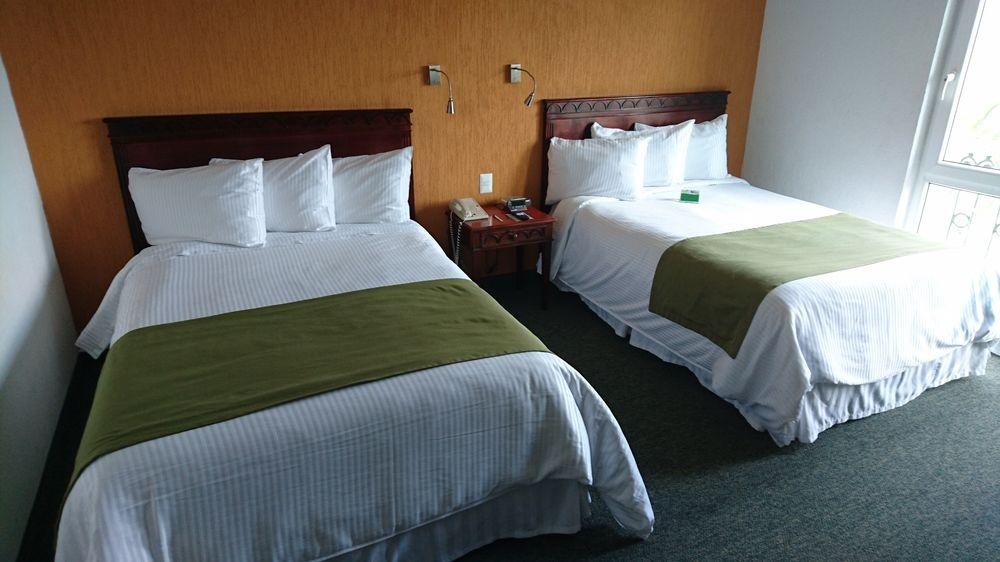 Hs Hotsson Smart Value Tampico Hotel Buitenkant foto