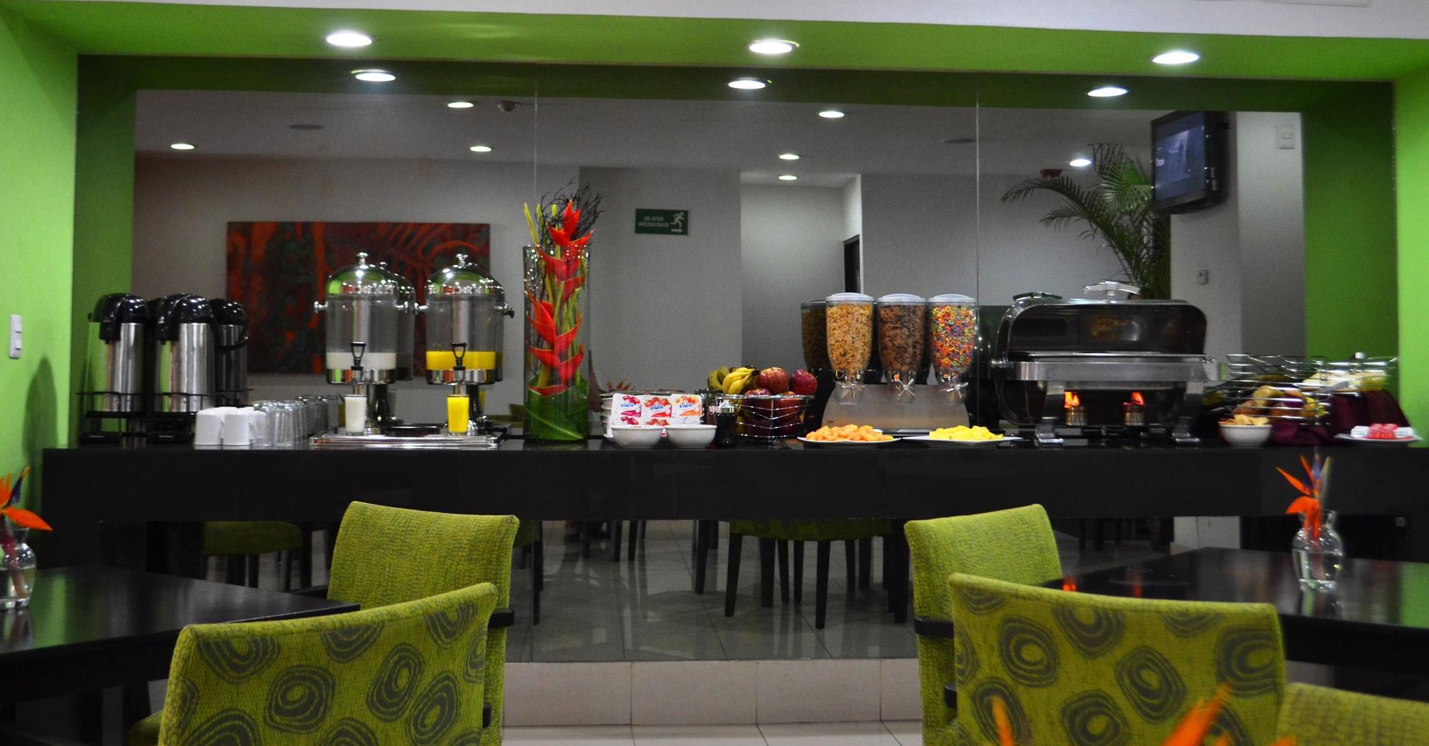 Hs Hotsson Smart Value Tampico Hotel Buitenkant foto